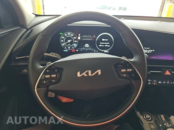 2023 Kia Niro EV Wind – miniatura 10