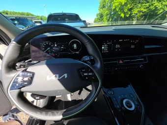 2023 Kia Niro EV Wind - miniatura 11