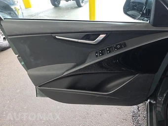 2023 Kia Niro EV Wind - miniatura 9