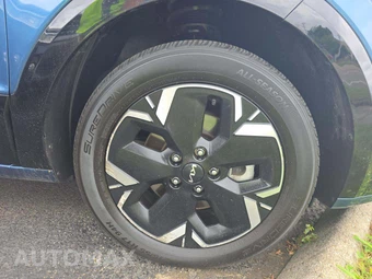 2023 Kia Niro EV Wind - miniatura 23