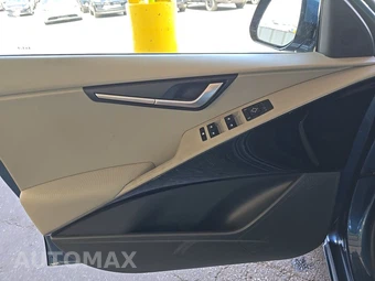 2023 Kia Niro EV Wind – miniatura 9