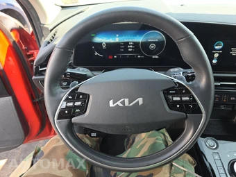 2023 Kia Niro EV Wind – miniatura 10