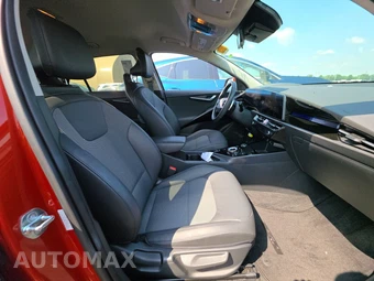 2023 Kia Niro EV Wind – miniatura 8