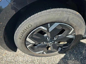2023 Kia Niro EV Wind - miniatura 17