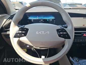 2023 Kia Niro EV Wind – miniatura 10