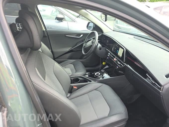 2023 Kia Niro EV Wind - miniatura 8