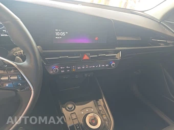 2023 Kia Niro EV Wind – miniatura 11