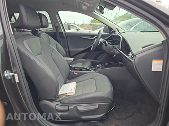 2023 Kia Niro EV Wind – miniatura 8