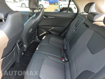 2023 Kia Niro EV Wind - miniatura 13