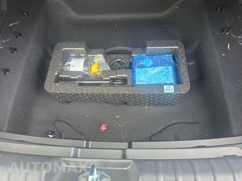 2023 Kia Niro EV Wind - miniatura 17