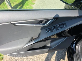 2023 Kia Niro EV Wind - miniatura 9