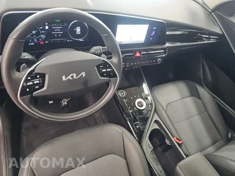 2023 Kia Niro EV Wind - miniatura 11