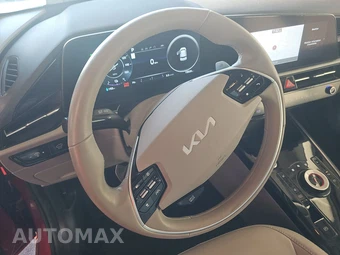 2023 Kia Niro EV Wind - miniatura 10
