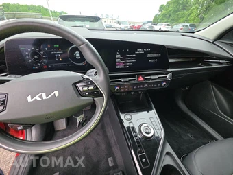 2023 Kia Niro EV Wind - miniatura 11