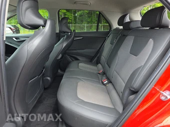 2023 Kia Niro EV Wind - miniatura 13