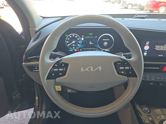 2023 Kia Niro EV Wind – miniatura 10