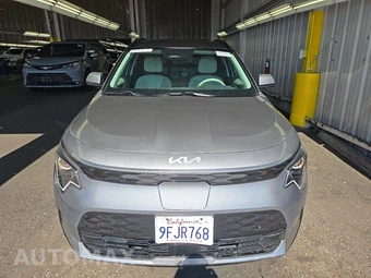 2023 Kia Niro EV Wind – miniatura 2