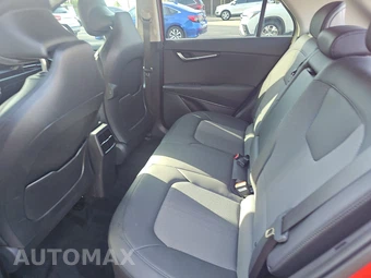2023 Kia Niro EV Wind - miniatura 13