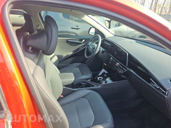 2023 Kia Niro EV Wind - miniatura 8