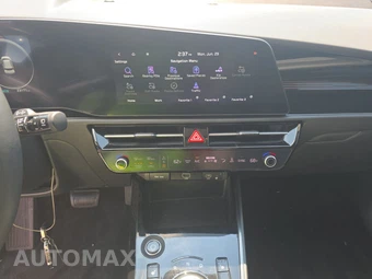 2023 Kia Niro EV Wind – miniatura 11