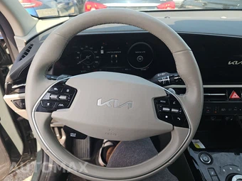 2023 Kia Niro EV Wind - miniatura 10