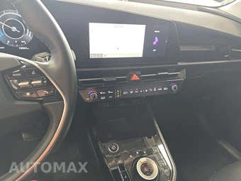 2023 Kia Niro EV Wind - miniatura 11