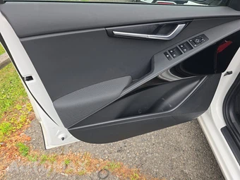 2023 Kia Niro EV Wind - miniatura 9