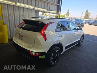 2023 Kia Niro EV Wind – miniatura 4