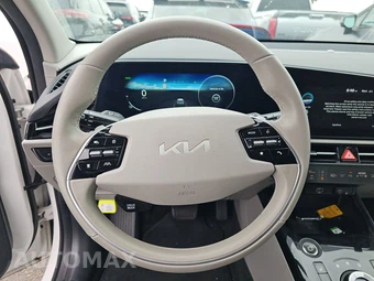 2023 Kia Niro EV Wind – miniatura 42