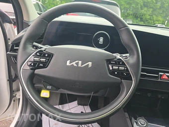 2023 Kia Niro EV Wind - miniatura 10