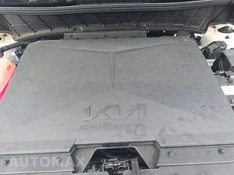 2023 Kia Niro EV Wind - miniatura 15