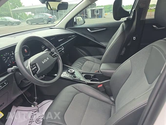 2023 Kia Niro EV Wind - miniatura 7