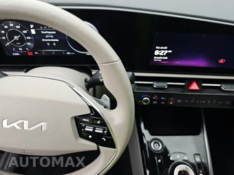 2023 Kia Niro EV Wind - miniatura 11