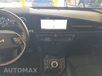 2023 Kia Niro EV Wind - miniatura 11
