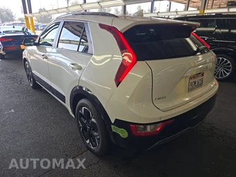2023 Kia Niro EV Wind - miniatura 6