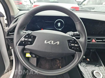 2023 Kia Niro EV Wind – miniatura 10