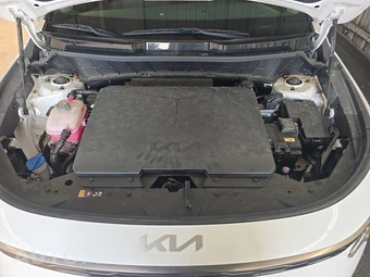 2023 Kia Niro EV Wind - miniatura 15
