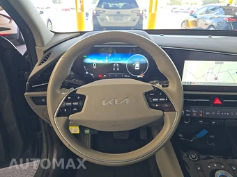 2023 Kia Niro EV Wind - miniatura 10