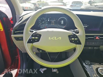 2023 Kia Niro EV Wind - miniatura 10