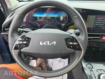 2023 Kia Niro EV Wind – miniatura 10
