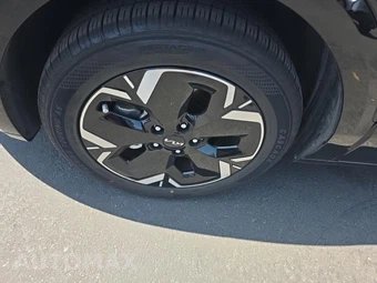 2023 Kia Niro EV Wind - miniatura 17