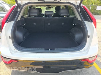 2023 Kia Niro EV Wind – miniatura 16