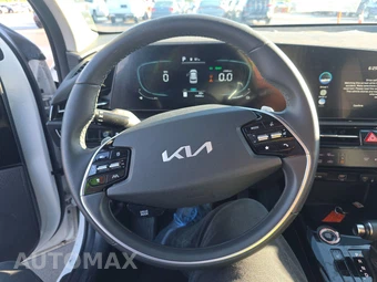 2023 Kia Niro EX - miniatura 10