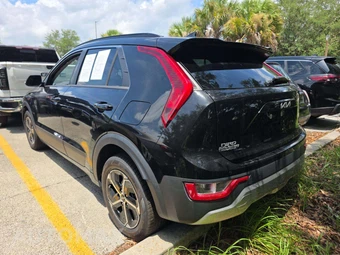 2023 Kia Niro EX - miniatura 2