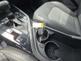 2023 Kia Niro EX Touring – miniatura 8
