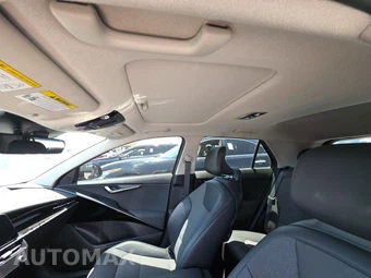 2023 Kia Niro EX Touring - miniatura 17