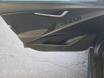 2023 Kia Niro Plug-In Hybrid EX - miniatura 9