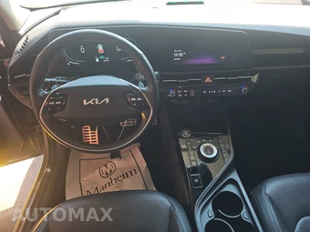 2023 Kia Niro Plug-In Hybrid SX Touring - miniatura 11