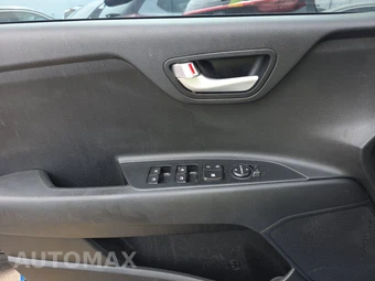 2023 Kia Rio S Sedan – miniatura 9