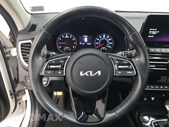 2023 Kia Seltos EX - miniatura 10